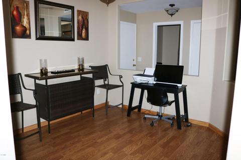 1560 S Hawk Ct, Gilbert, AZ 85296 photo 9