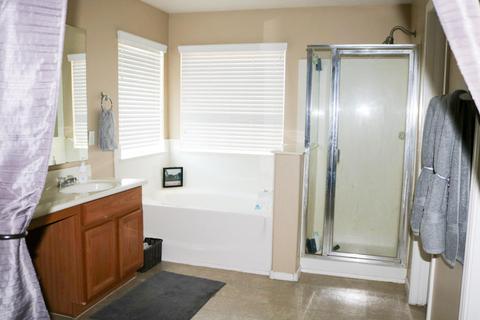 1560 S Hawk Ct, Gilbert, AZ 85296 photo 17