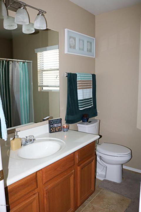 1560 S Hawk Ct, Gilbert, AZ 85296 photo 12
