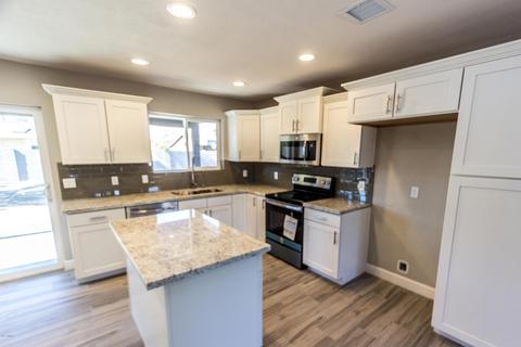 308 E Merrill Ave, Gilbert, AZ 85234 photo 1