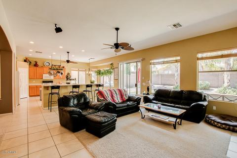 3475 E Parkview Dr, Gilbert, AZ 85295 photo 8