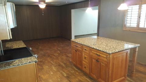2331 W Freeway Ln, Phoenix, AZ 85021 photo 6