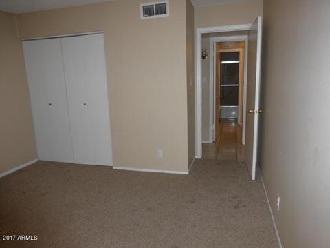 7132 W Wolf St, Phoenix, AZ 85033 photo 8