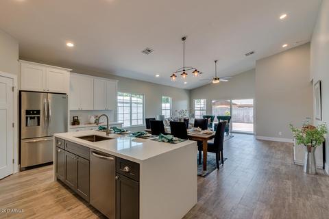 921 E Montebello Ave, Phoenix, AZ 85014 photo 4