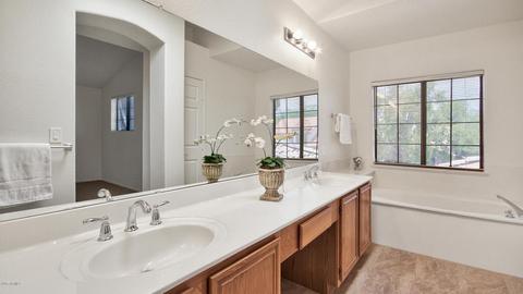 3643 E Rosemonte Dr, Phoenix, AZ 85050 photo 26