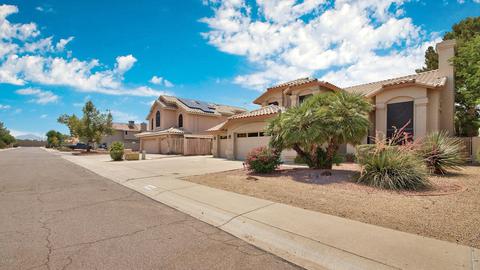 3643 E Rosemonte Dr, Phoenix, AZ 85050 photo 3