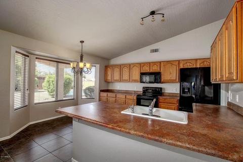 2961 E Morgan Dr, Gilbert, AZ 85295 photo 11