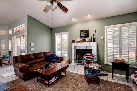 2561 E Laurel St, Mesa, AZ 85213 photo 2