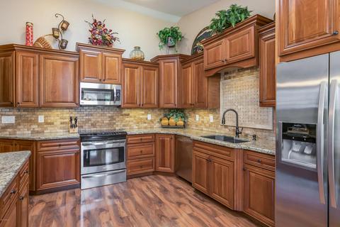 4214 E Windsong Dr, Phoenix, AZ 85048 photo 2