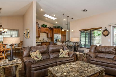 4214 E Windsong Dr, Phoenix, AZ 85048 photo 6
