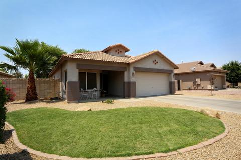 3816 E Thunderheart Trl, Gilbert, AZ 85297 photo 2