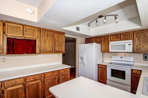 1018 E Redmon Dr, Tempe, AZ 85283 photo 9