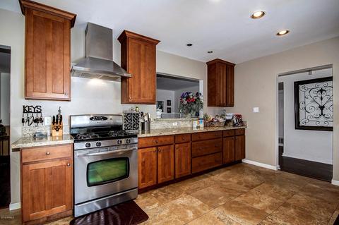 3529 E Hazelwood St, Phoenix, AZ 85018 photo 8