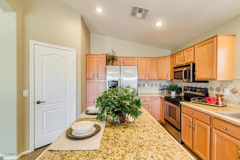 4610 E Karsten Dr, Chandler, AZ 85249 photo 9