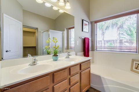 4610 E Karsten Dr, Chandler, AZ 85249 photo 12