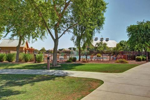 3990 E Los Altos Dr, Gilbert, AZ 85297 photo 54