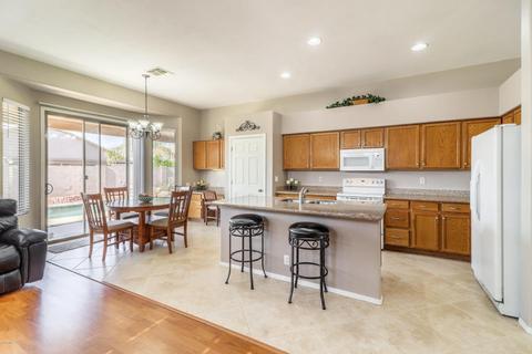 10553 E Forge Ave, Mesa, AZ 85208 photo 8