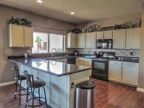 3825 E Windsong Dr, Phoenix, AZ 85048 photo 2