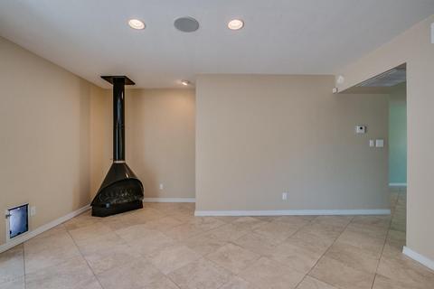 2172 E Apollo Ave, Tempe, AZ 85283 photo 8