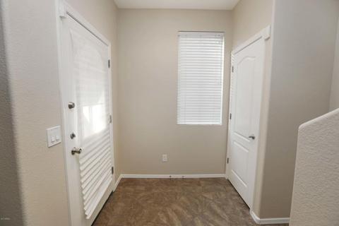 4383 E Morrow Dr, Phoenix, AZ 85050 photo 6