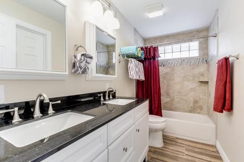 402 E Kachina Trl, Phoenix, AZ 85042 photo 25