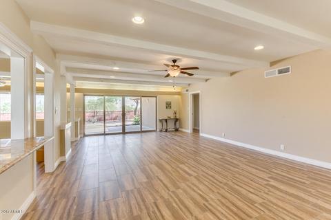 402 E Kachina Trl, Phoenix, AZ 85042 photo 9