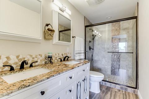 402 E Kachina Trl, Phoenix, AZ 85042 photo 7