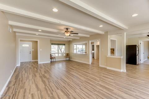 402 E Kachina Trl, Phoenix, AZ 85042 photo 10