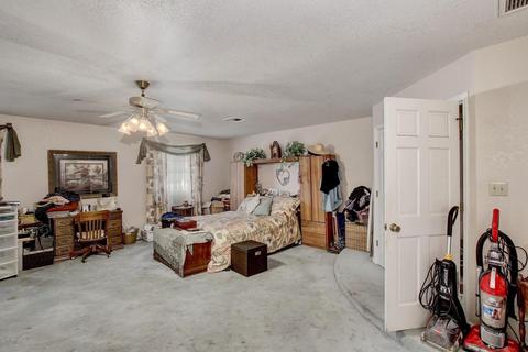 627 E Harwell Rd, Gilbert, AZ 85234 photo 9