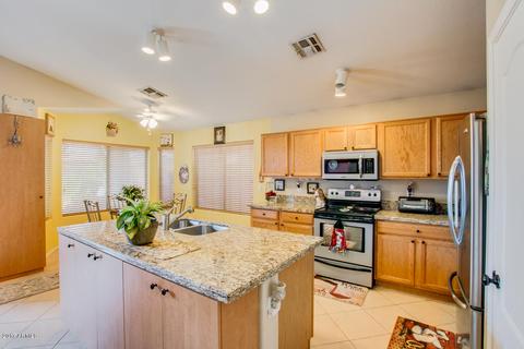 8606 E Meseto Ave, Mesa, AZ 85209 photo 11