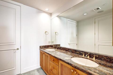 2402 Esplanade Ln #703, Phoenix, AZ 85016 photo 27