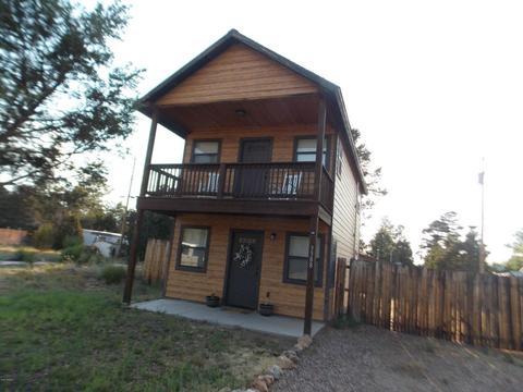 3388 Apache Dr, Overgaard, AZ 85933 photo 1