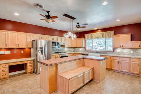 17724 E Canyon Way, Gilbert, AZ 85298 photo 2