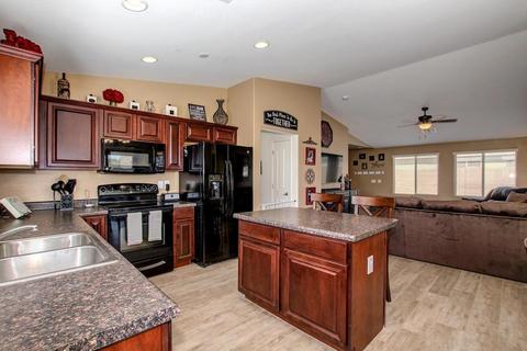 2017 E Saddlebrook Rd, Gilbert, AZ 85298 photo 8