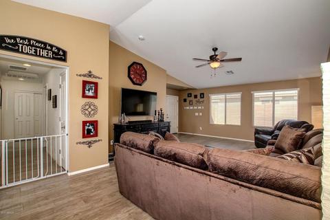 2017 E Saddlebrook Rd, Gilbert, AZ 85298 photo 5
