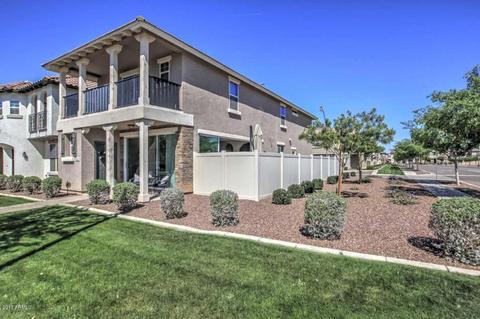 3807 E Hans Dr, Gilbert, AZ 85296 photo 2