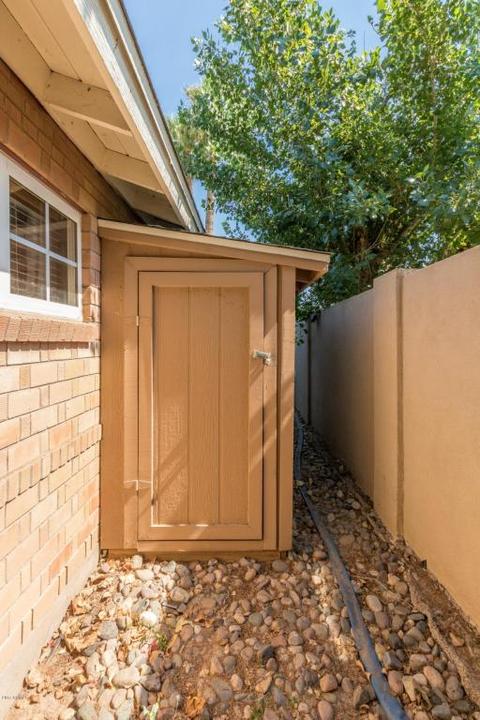 3804 E Amelia Ave, Phoenix, AZ 85018 photo 5