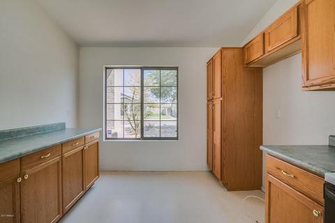 1709 E Francisco Dr, Phoenix, AZ 85042 photo 4