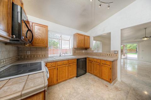 4365 E Chuckwalla Cyn, Phoenix, AZ 85044 photo 9