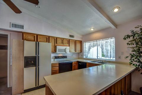 302 E Beck Ln, Phoenix, AZ 85022 photo 9