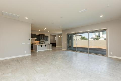 2858 E Turnberry Dr, Gilbert, AZ 85298 photo 9