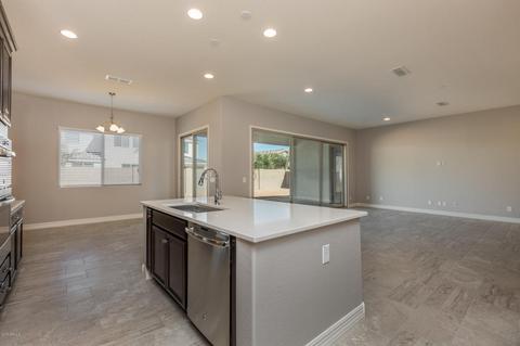2858 E Turnberry Dr, Gilbert, AZ 85298 photo 8