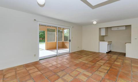 5725 N 3rd St, Phoenix, AZ 85012 photo 9