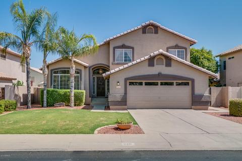820 W Horseshoe Ave, Gilbert, AZ 85233 photo 1