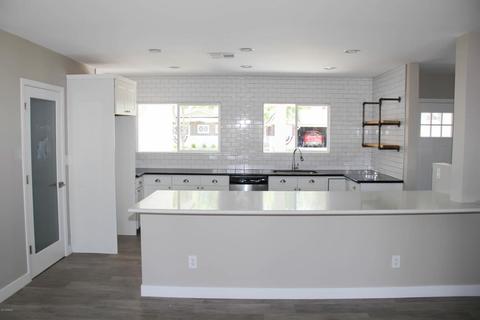 5145 E Avalon Dr, Phoenix, AZ 85018 photo 9