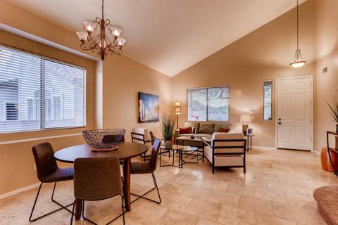 4901 E Robin Ln, Phoenix, AZ 85054 photo 8