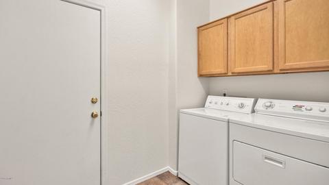 5043 E Robin Ln, Phoenix, AZ 85054 photo 26