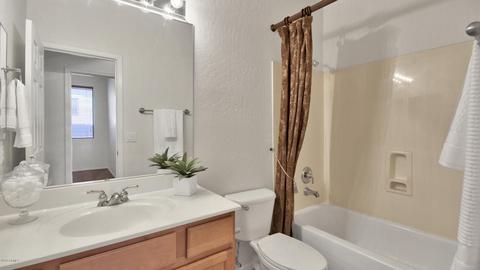 5043 E Robin Ln, Phoenix, AZ 85054 photo 24