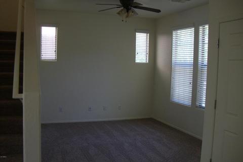 1942 Emily Ln, Gilbert, AZ 85295 photo 4