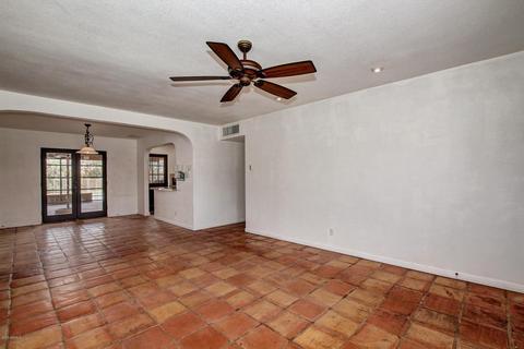 2504 E Heatherbrae Dr, Phoenix, AZ 85016 photo 4